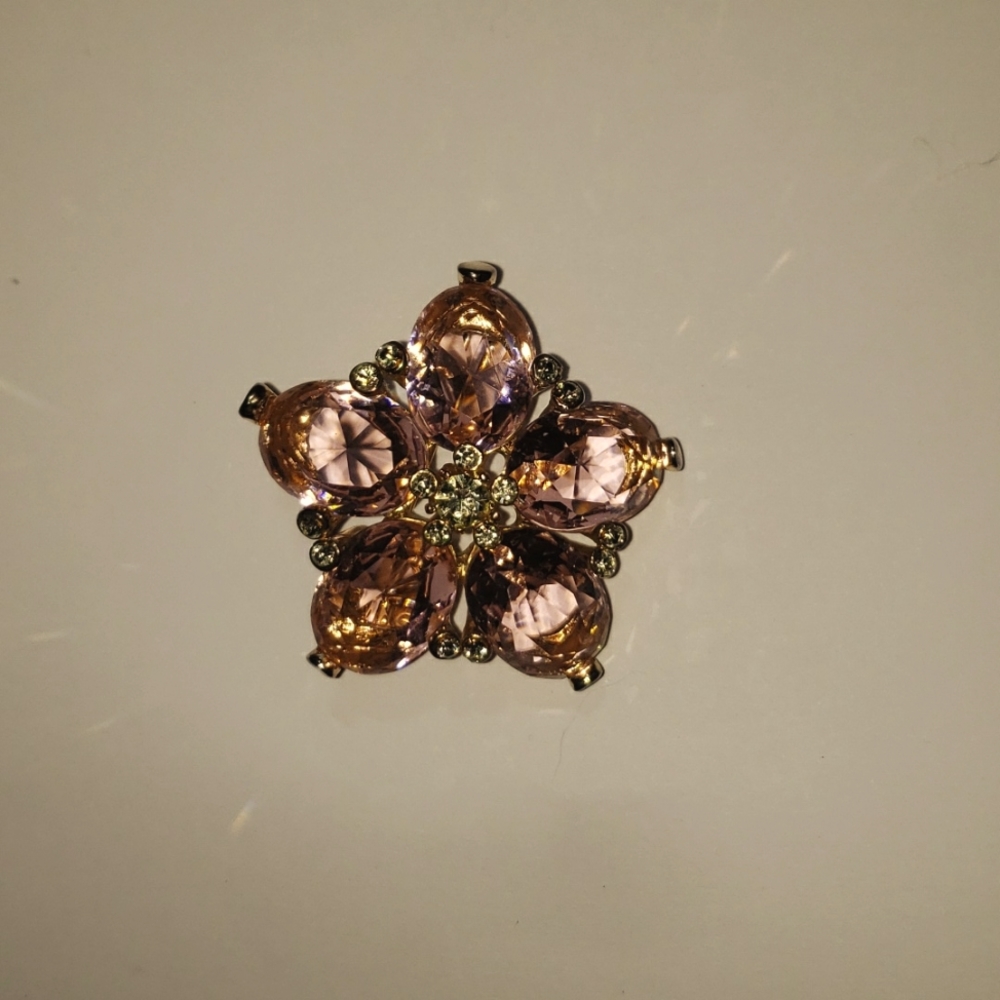 Beautiful pink coral coloured CZ Crystals and white brooch